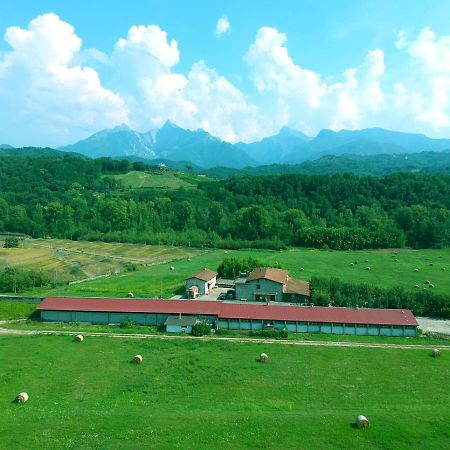 Agriturismo La Praduscella 菲维扎诺 外观 照片