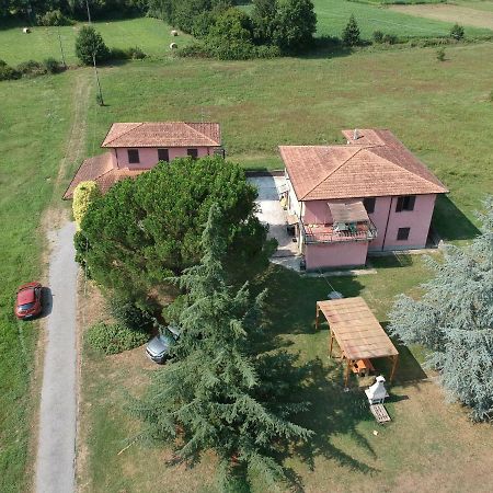 Agriturismo La Praduscella 菲维扎诺 外观 照片