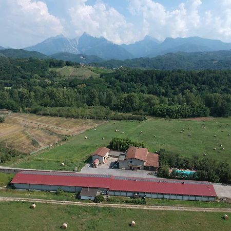 Agriturismo La Praduscella 菲维扎诺 外观 照片