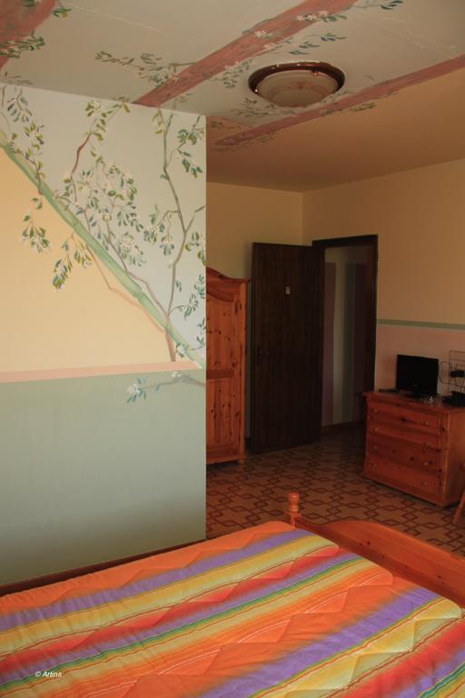 Agriturismo La Praduscella 菲维扎诺 客房 照片